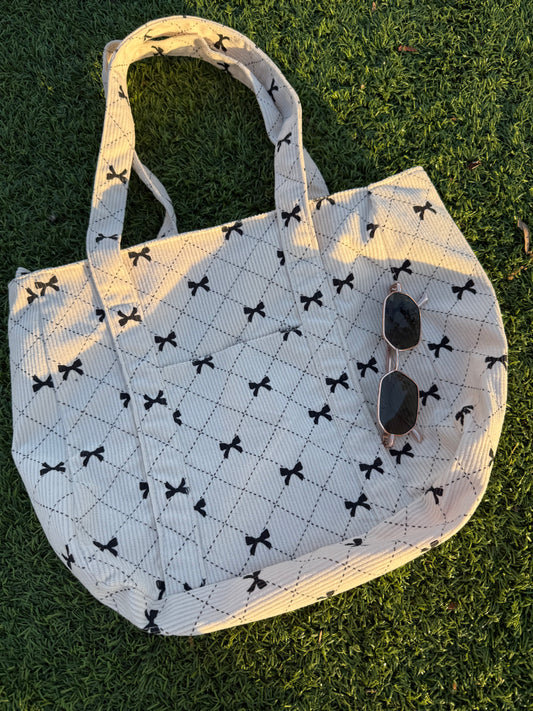 Bow & Go Tote