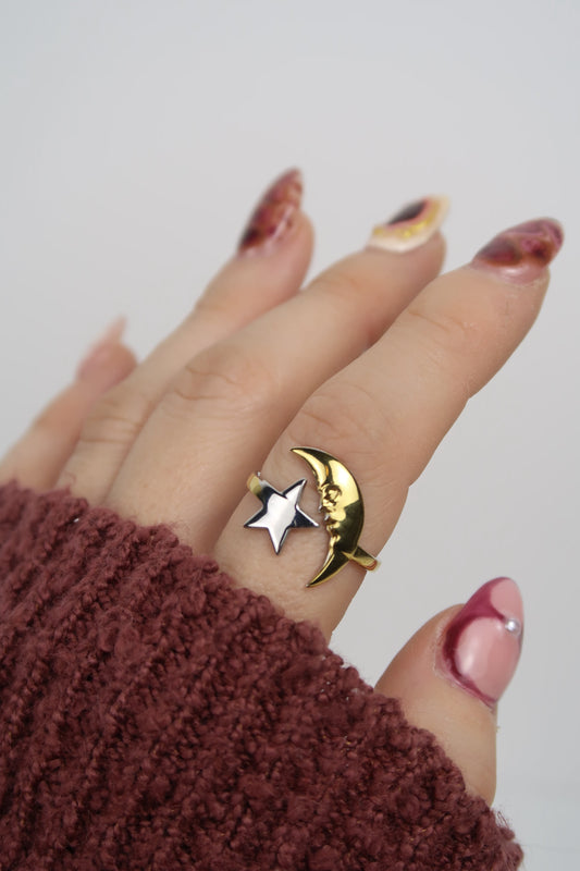 Supernova Ring