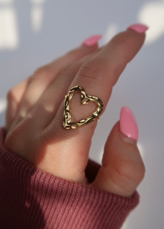 Heart of Resilience Ring (Gold)