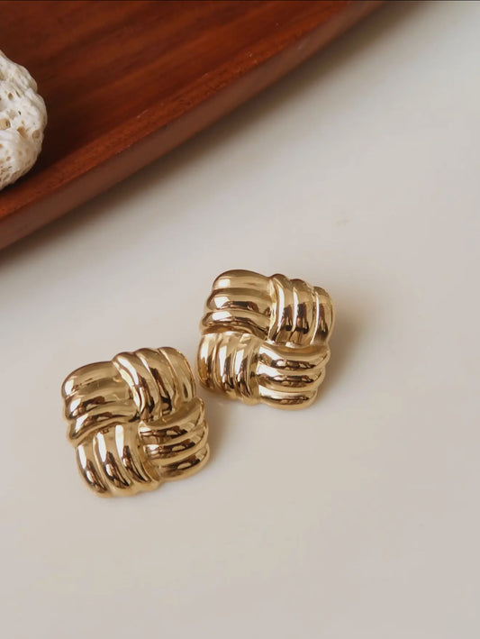 Sweet Twist Studs