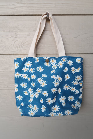 Field of Daisies Tote Bag